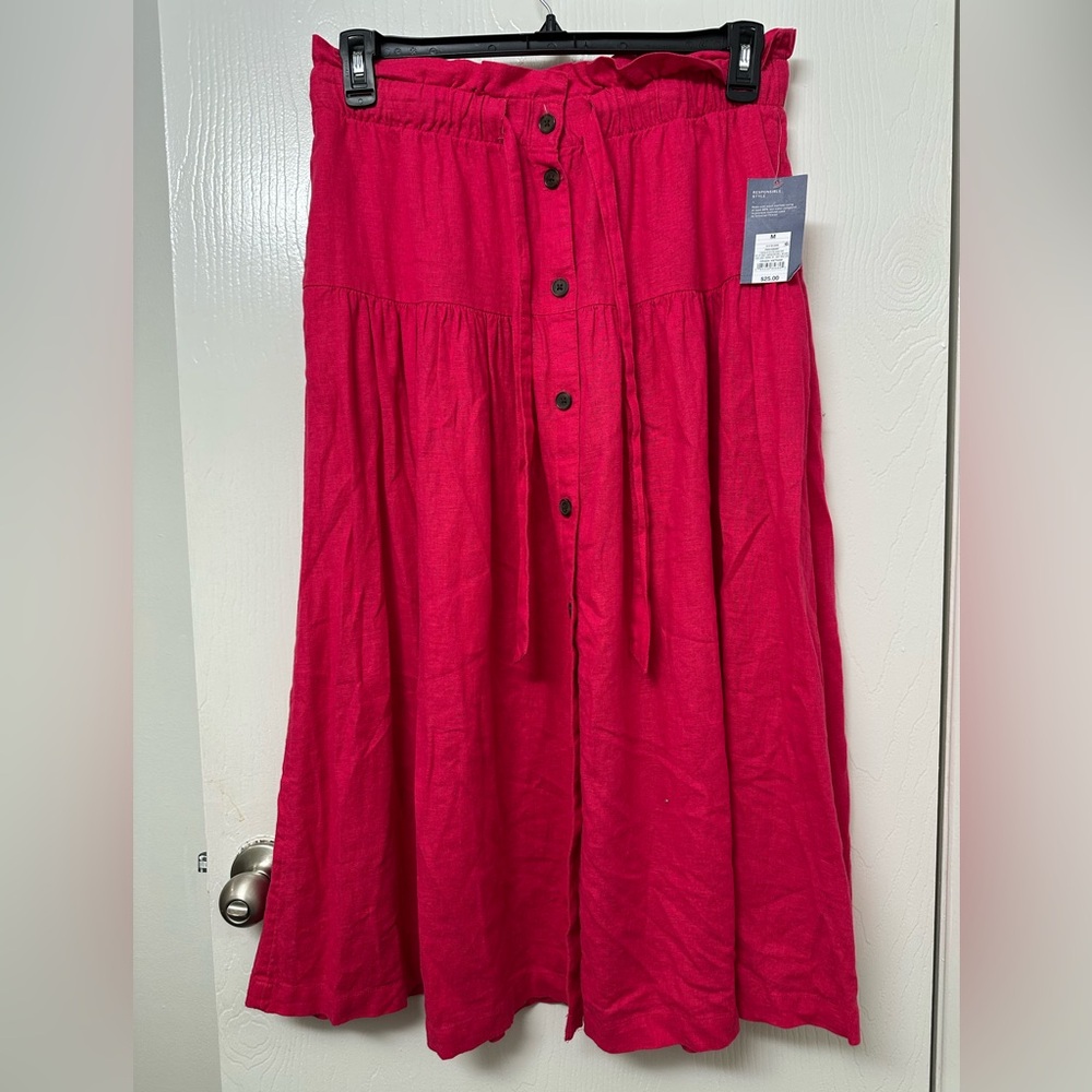 NWT Universal Thread Vibrant Pink Maxi Skirt